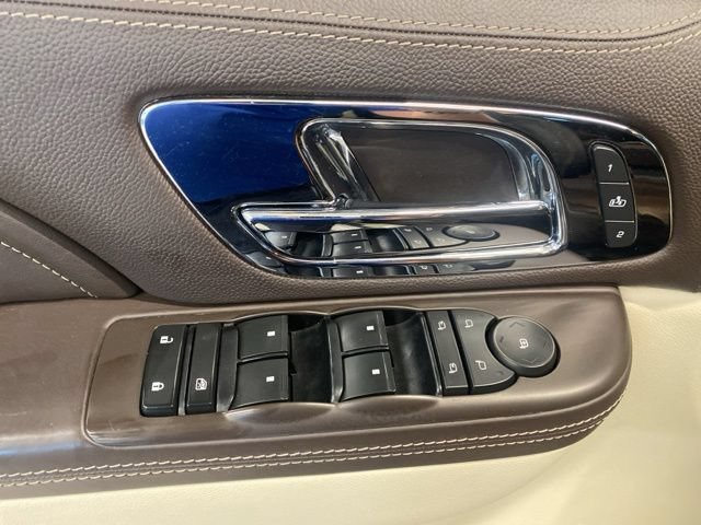 Used 2013 Cadillac Escalade ESV Platinum AWD/4WD image 30