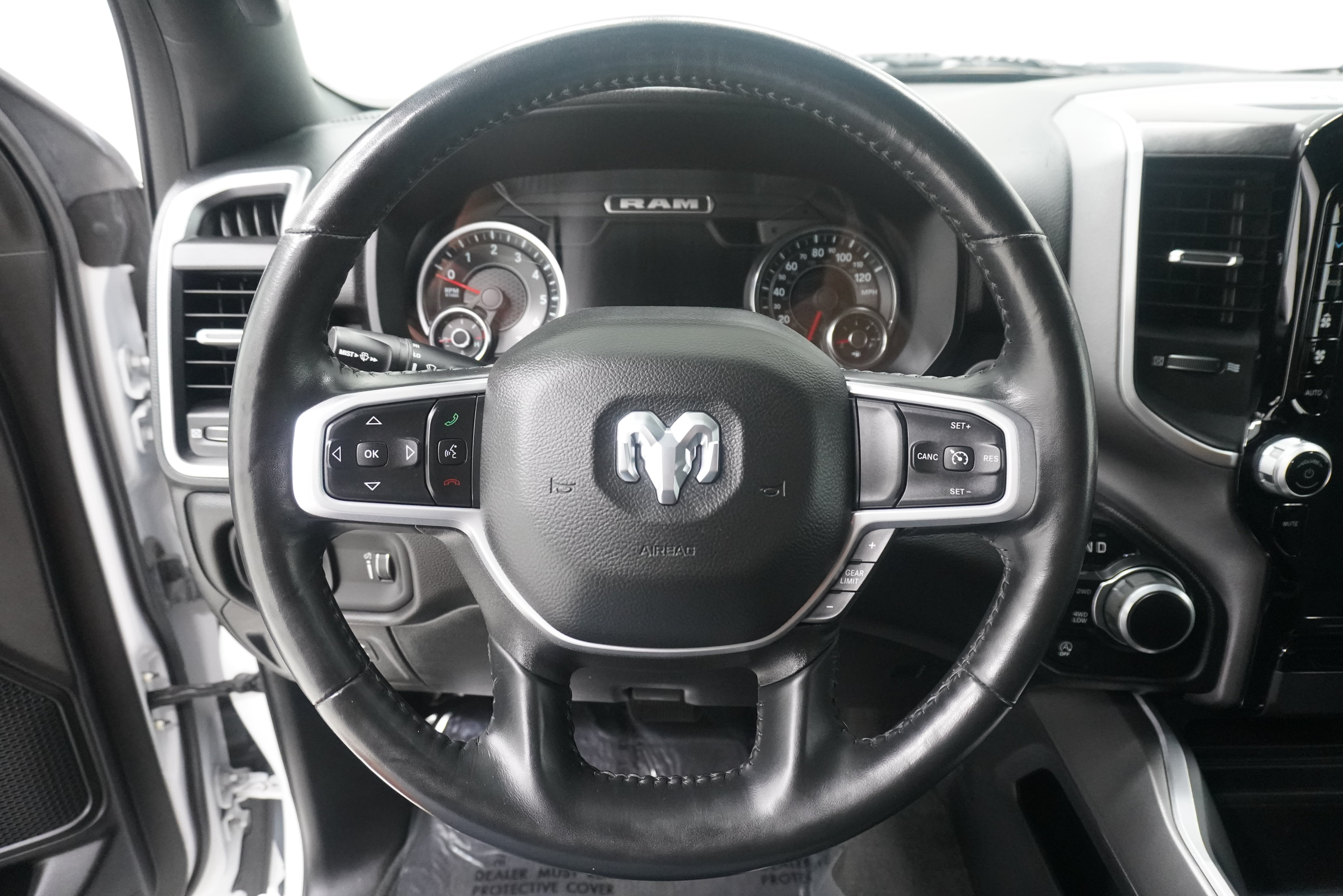 Used 2023 RAM 1500 Big Horn AWD/4WD image 17