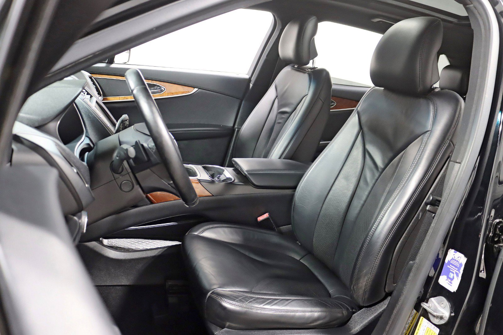 Used 2016 Lincoln MKX Select w/ Climate Package FWD image 20