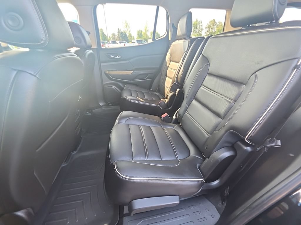 Used 2019 GMC Acadia Denali AWD/4WD image 16