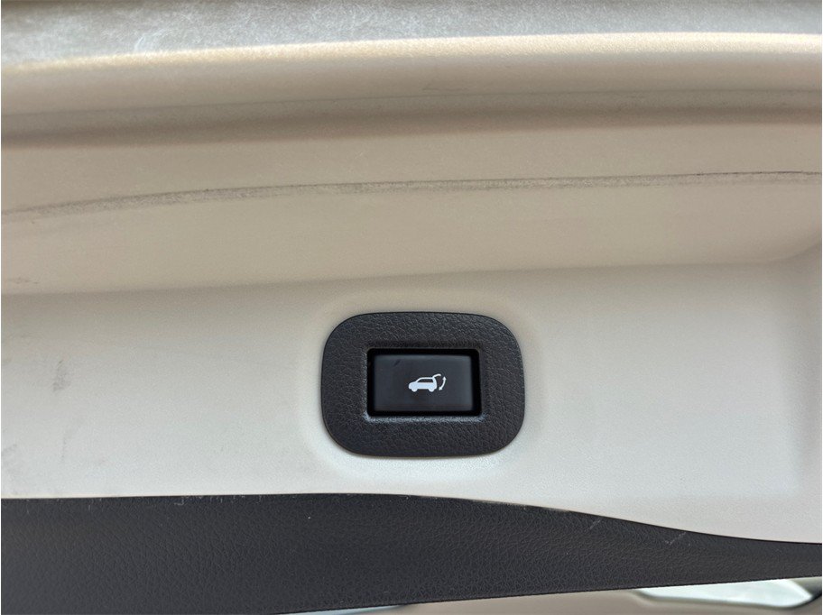 Used 2020 Nissan Rogue SV w/ Premium Package FWD image 45