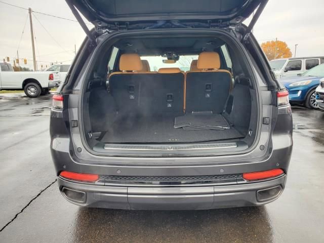 Used 2024 Jeep Grand Cherokee Summit w/ High Altitude Package image 20