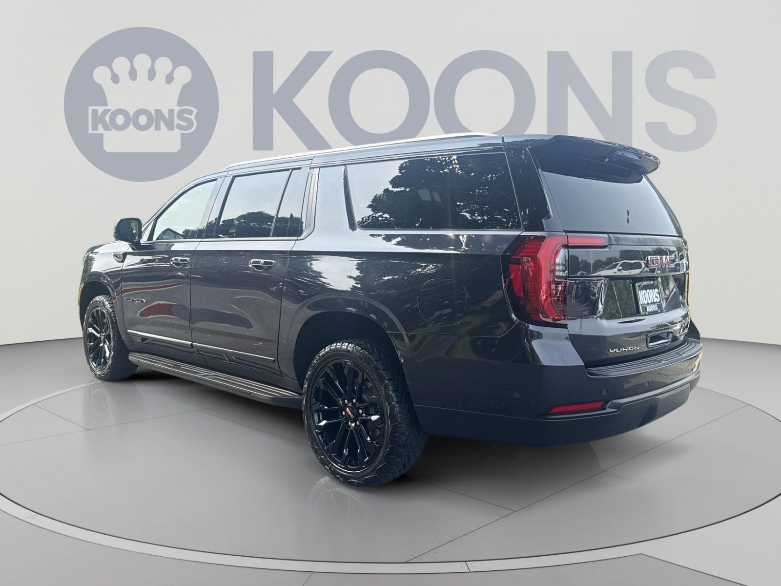 Used 2025 GMC Yukon XL Elevation w/ LPO, Get Active Package AWD/4WD image 4