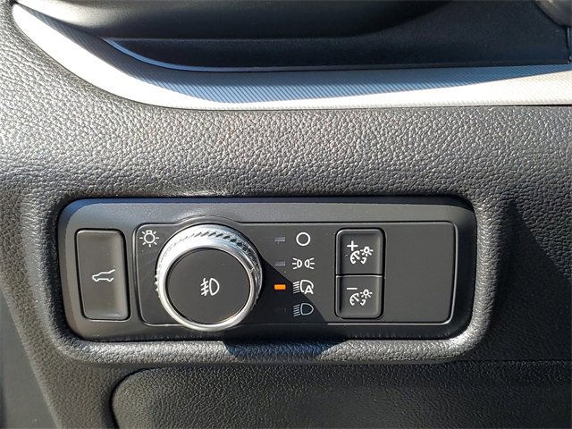 Used 2020 Ford Explorer XLT w/ Equipment Group 202A image 25