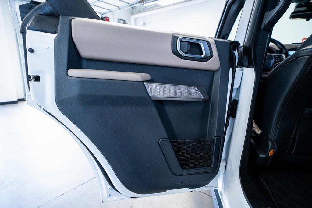 Used 2023 Ford Bronco Wildtrak image 48