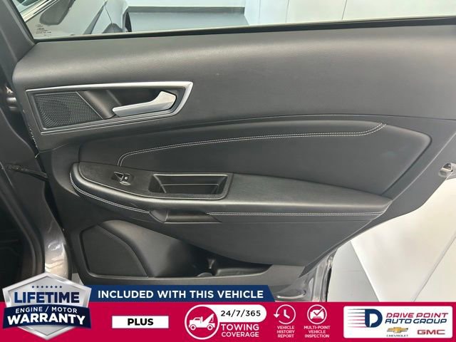 Used 2024 Ford Edge Titanium image 40