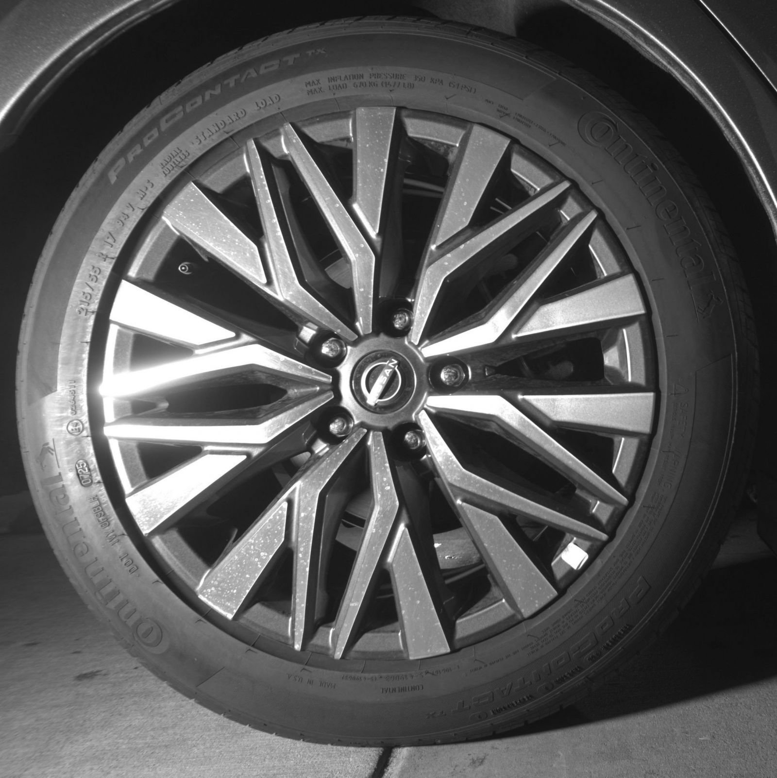 Used 2025 Nissan Altima 2.5 SV FWD image 18