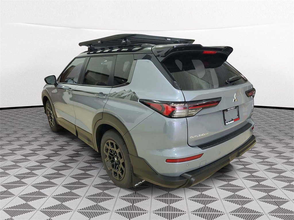 New 2025 Mitsubishi Outlander Trail Edition image 4