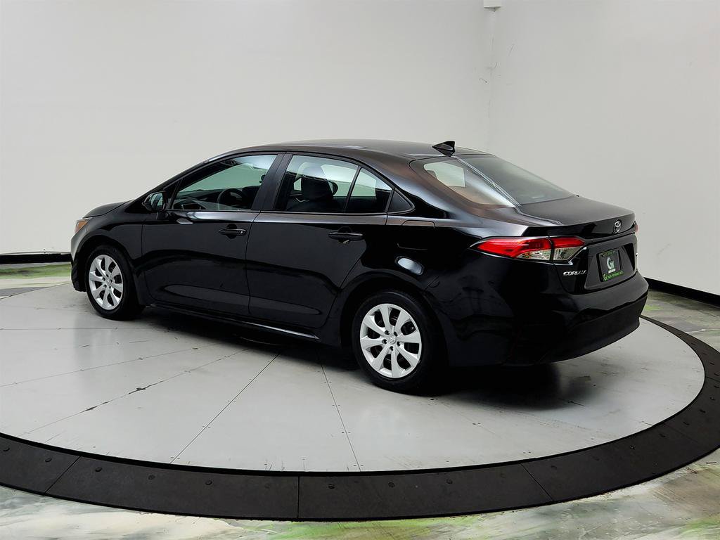Used 2026 Toyota Corolla LE FWD image 7