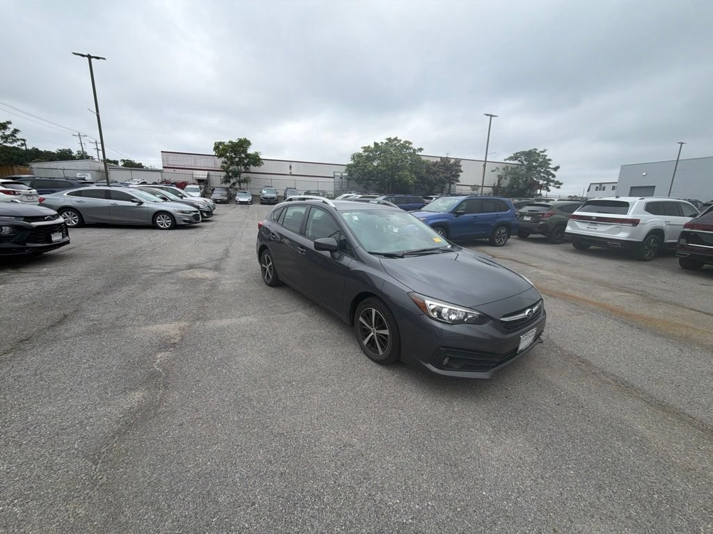 Used 2022 Subaru Impreza 2.0i Premium AWD/4WD image 1