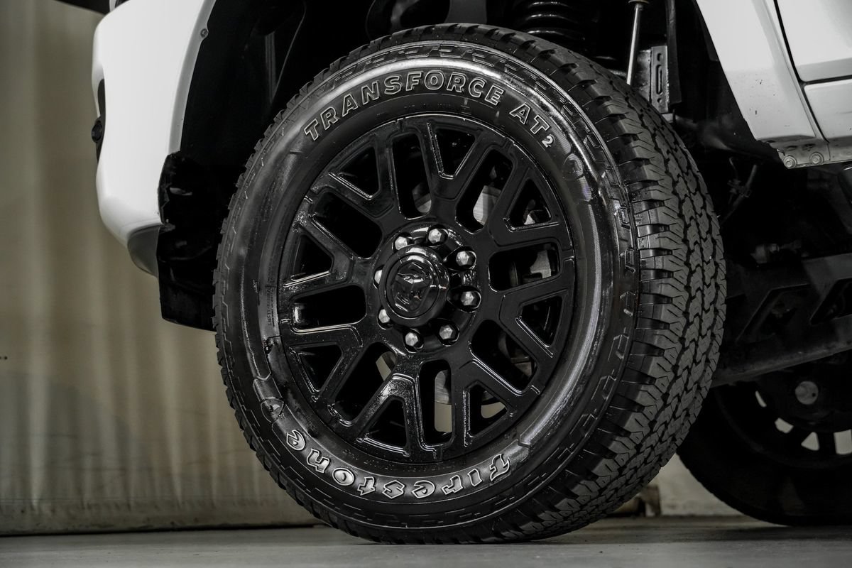 Used 2023 RAM 2500 Limited AWD/4WD image 59