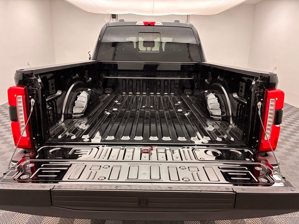 New 2026 Ford F350 Lariat w/ Chrome Package image 9