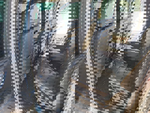 Used 2023 Chevrolet Suburban Premier AWD/4WD image 10