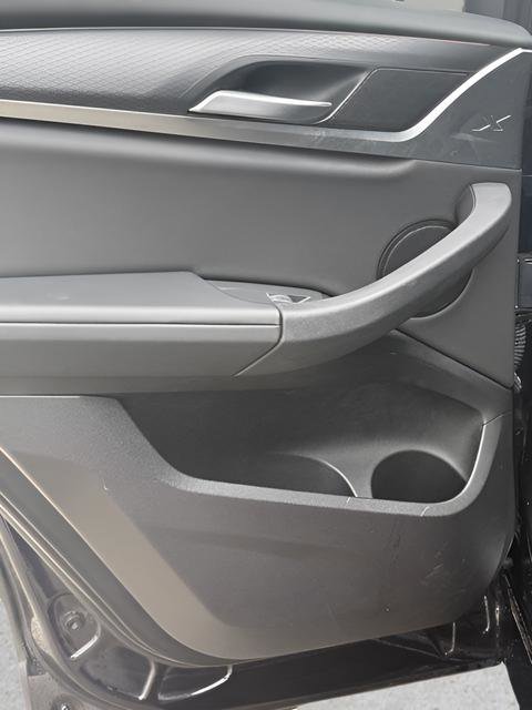 Used 2022 BMW X3 xDrive30i w/ M Sport Package image 23