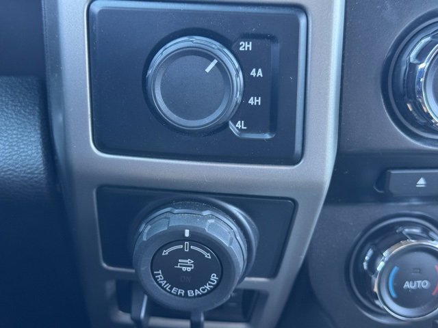 Used 2016 Ford F150 Lariat image 31