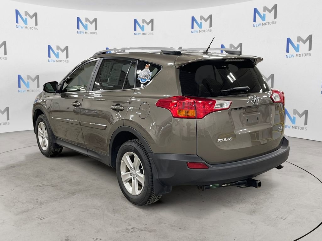 Used 2013 Toyota RAV4 XLE image 3