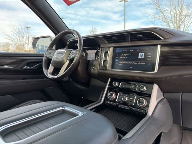 Used 2021 GMC Yukon Denali w/ Denali Premium Package image 43