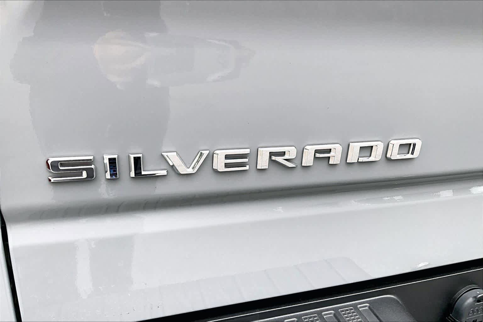 Used 2024 Chevrolet Silverado 1500 LT Trail Boss w/ Protection Package image 30