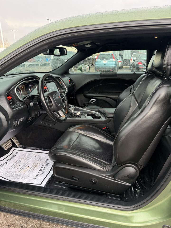 Used 2018 Dodge Challenger GT image 12