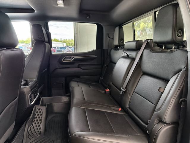Used 2022 Chevrolet Silverado 1500 LTZ w/ LTZ Premium Package AWD/4WD image 16