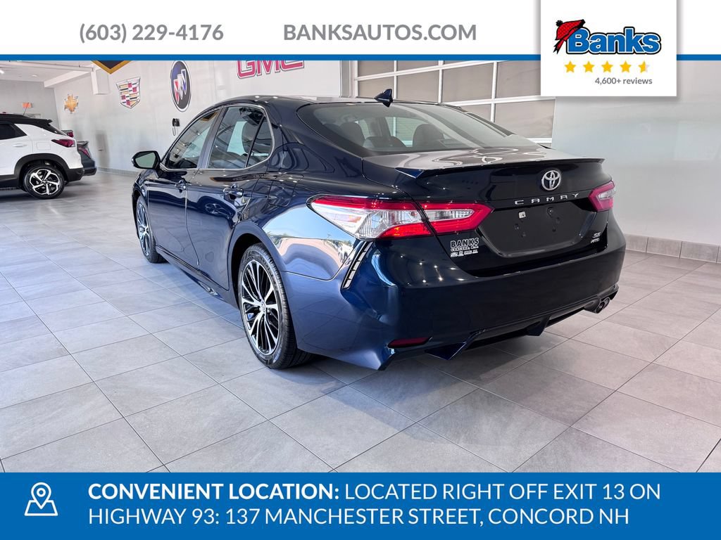 Used 2020 Toyota Camry SE w/ Carpet Mat Package AWD/4WD image 6