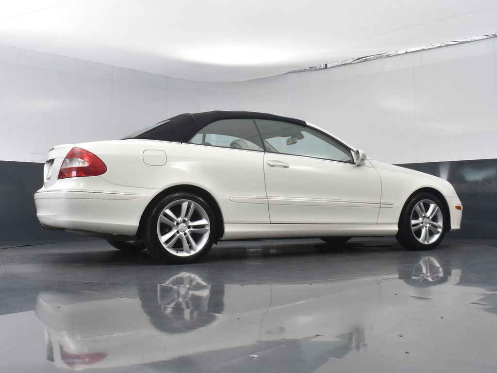 Used 2008 Mercedes-Benz CLK 350 Cabriolet image 26
