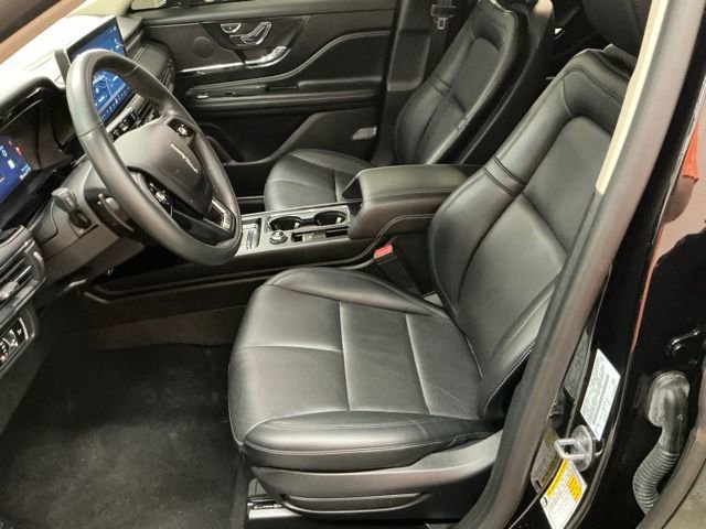 Used 2024 Lincoln Corsair Reserve w/ Jet Appearance Package image 12