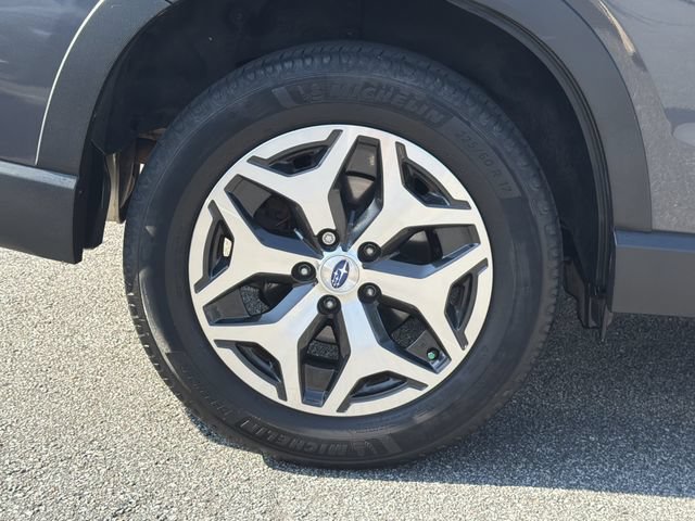 Used 2020 Subaru Forester Premium AWD/4WD image 18