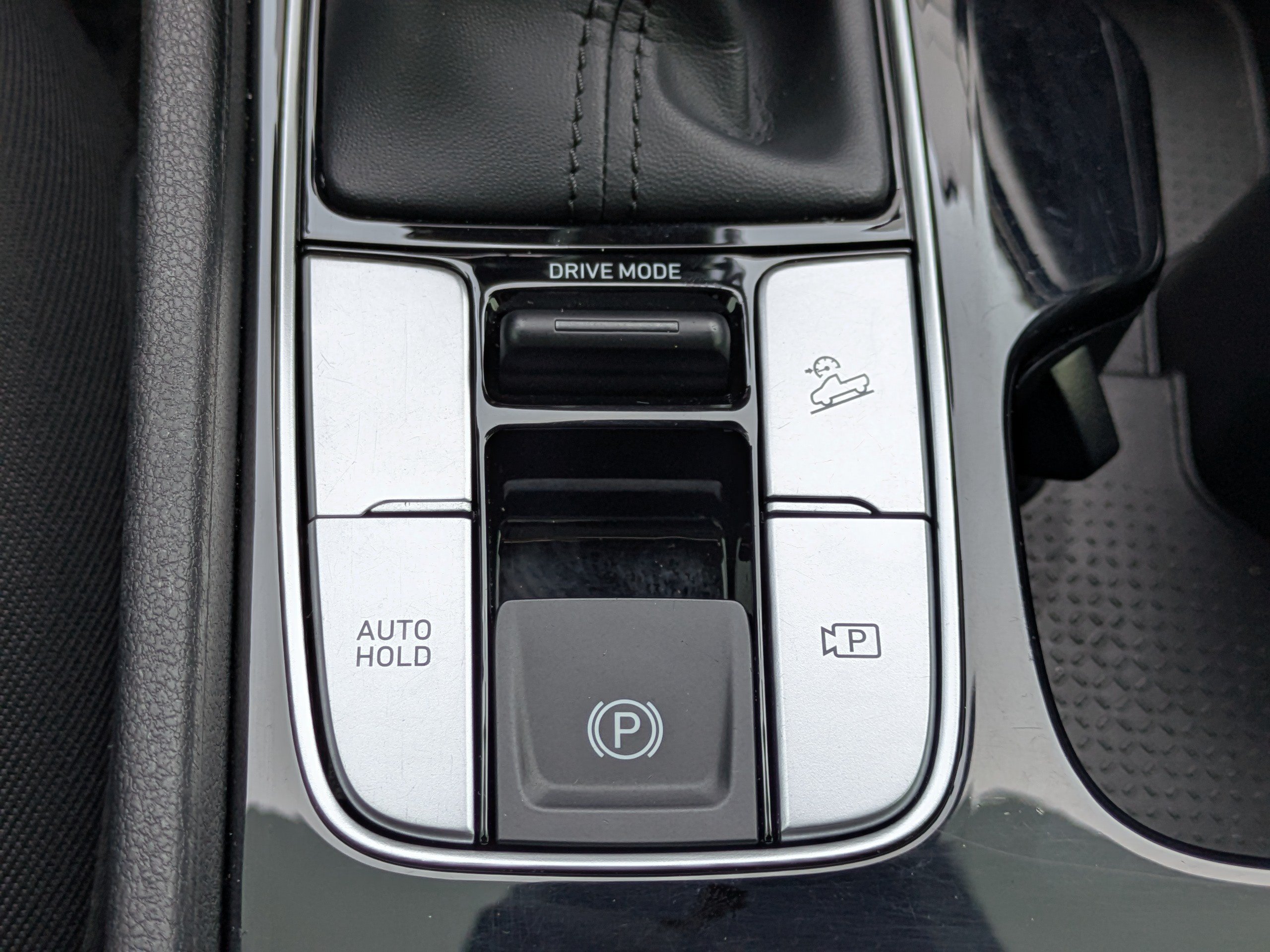 Used 2023 Hyundai Santa Cruz SEL w/ Activity Package FWD image 30