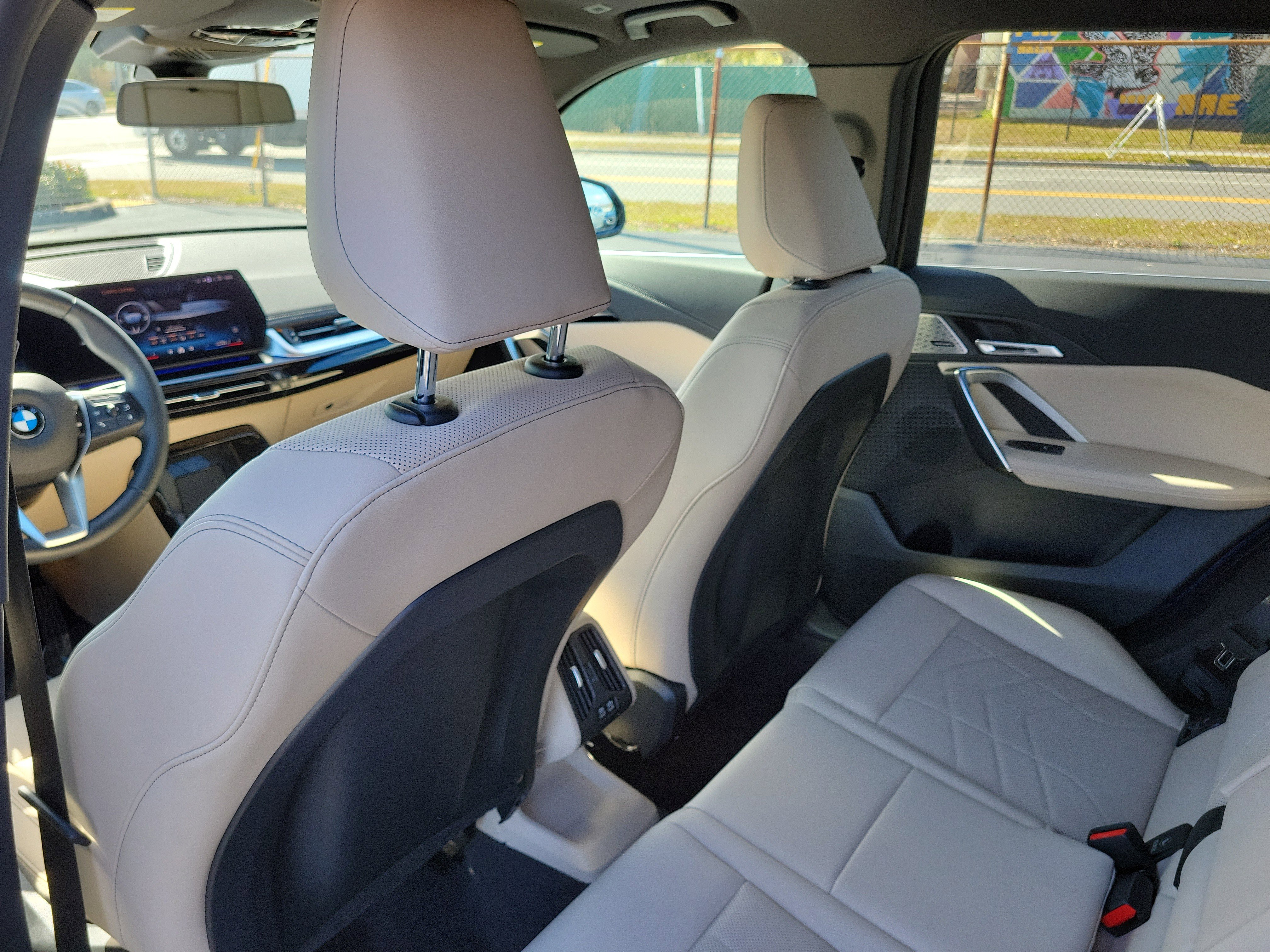 Used 2025 BMW X1 xDrive28i w/ Convenience Package image 12