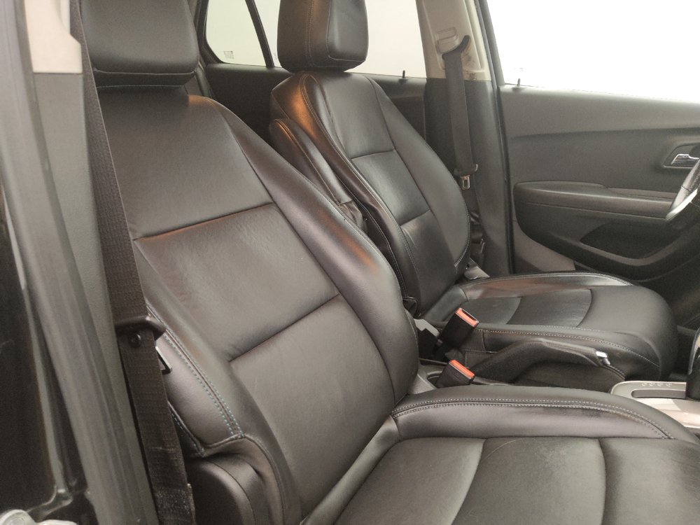 Used 2016 Chevrolet Trax LTZ FWD image 21