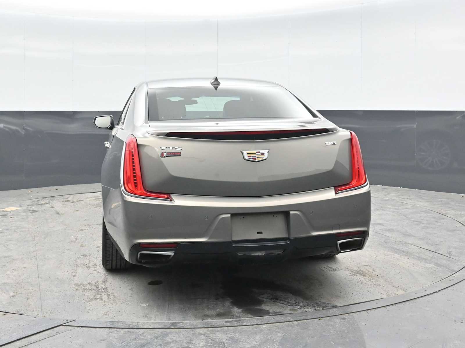 Used 2019 Cadillac XTS Luxury FWD image 10