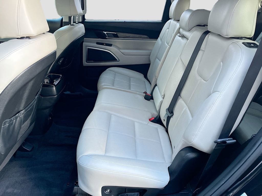 Used 2022 Kia Telluride EX image 26