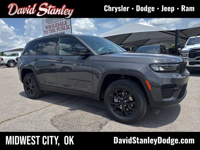 New 2025 Jeep Grand Cherokee Altitude