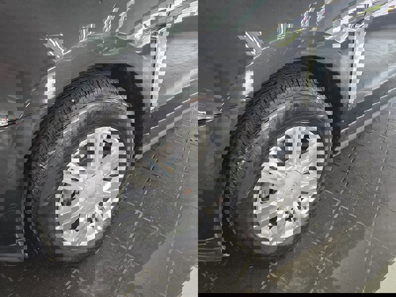 Used 2015 Cadillac SRX Luxury w/ Driver Awareness Package image 28