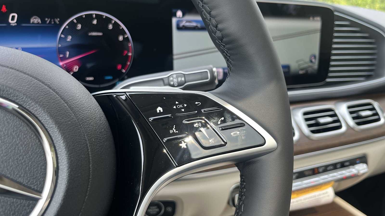 New 2026 Mercedes-Benz GLE 350 4MATIC image 40