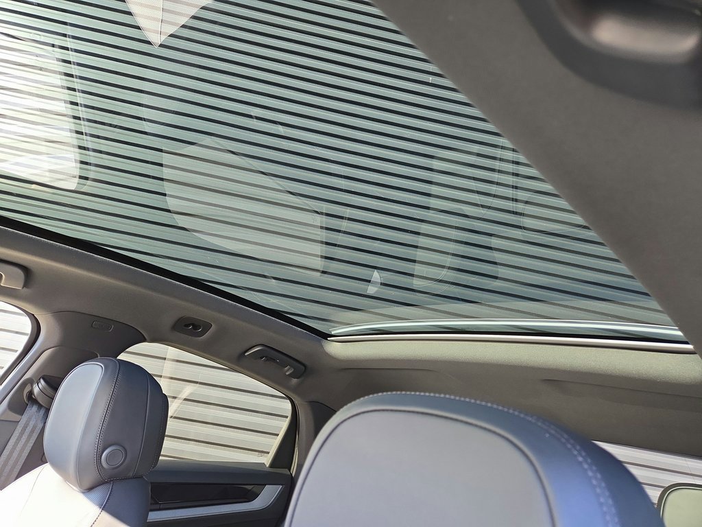 New 2026 Porsche Cayenne Coupe image 15