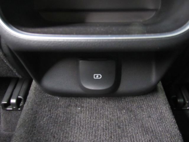 Used 2022 Genesis GV70 2.5T image 29