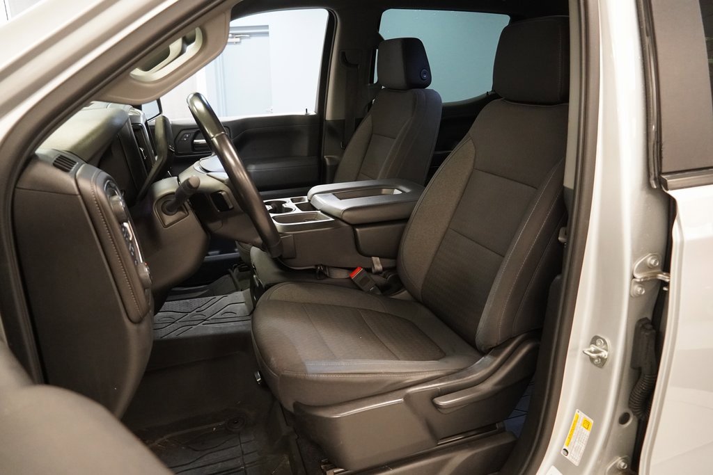 Used 2020 Chevrolet Silverado 1500 LT Trail Boss w/ Bed Protection Package image 3