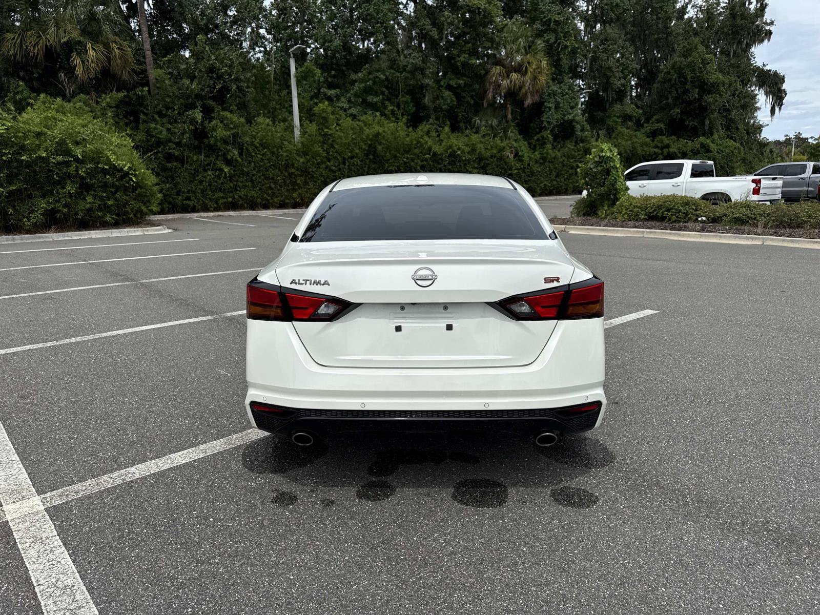 Used 2024 Nissan Altima 2.5 SR w/ SR Premium Package FWD image 4