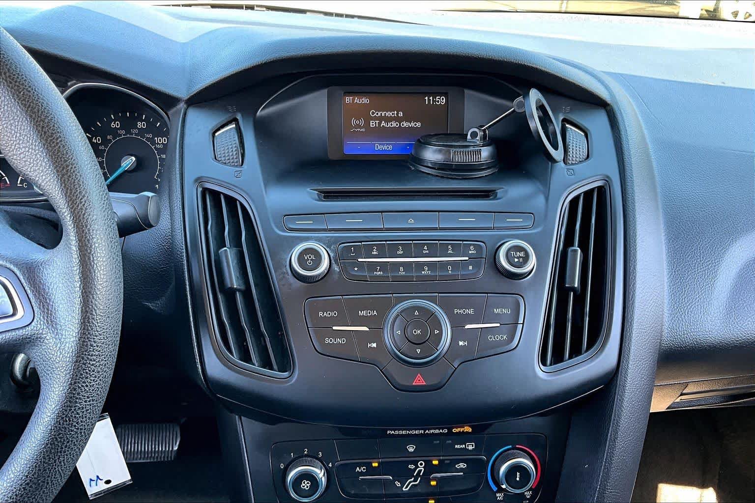 Used 2015 Ford Focus S FWD image 7