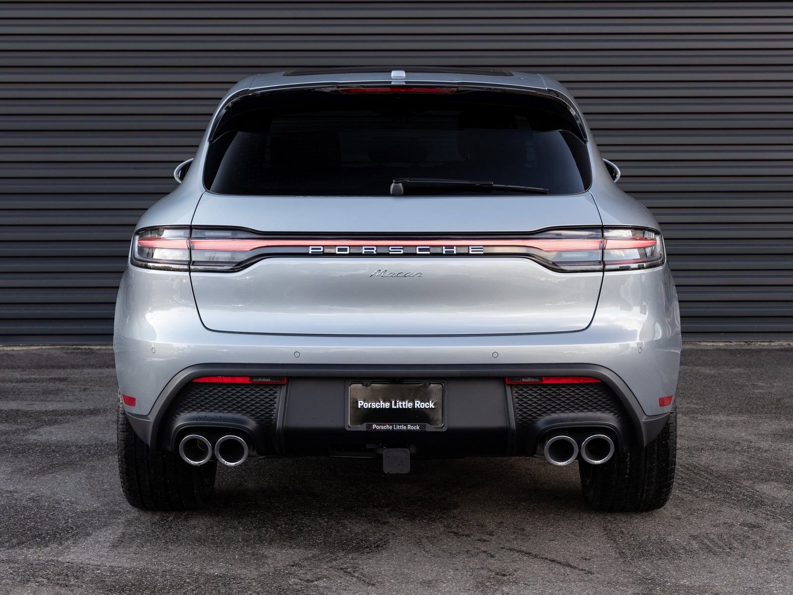 Certified 2026 Porsche Macan AWD/4WD image 6