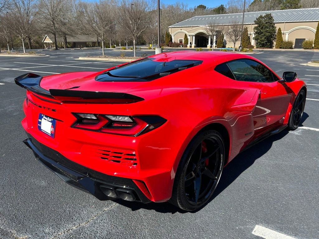 Used 2025 Chevrolet Corvette E-Ray w/ Stealth Interior Trim Package image 23