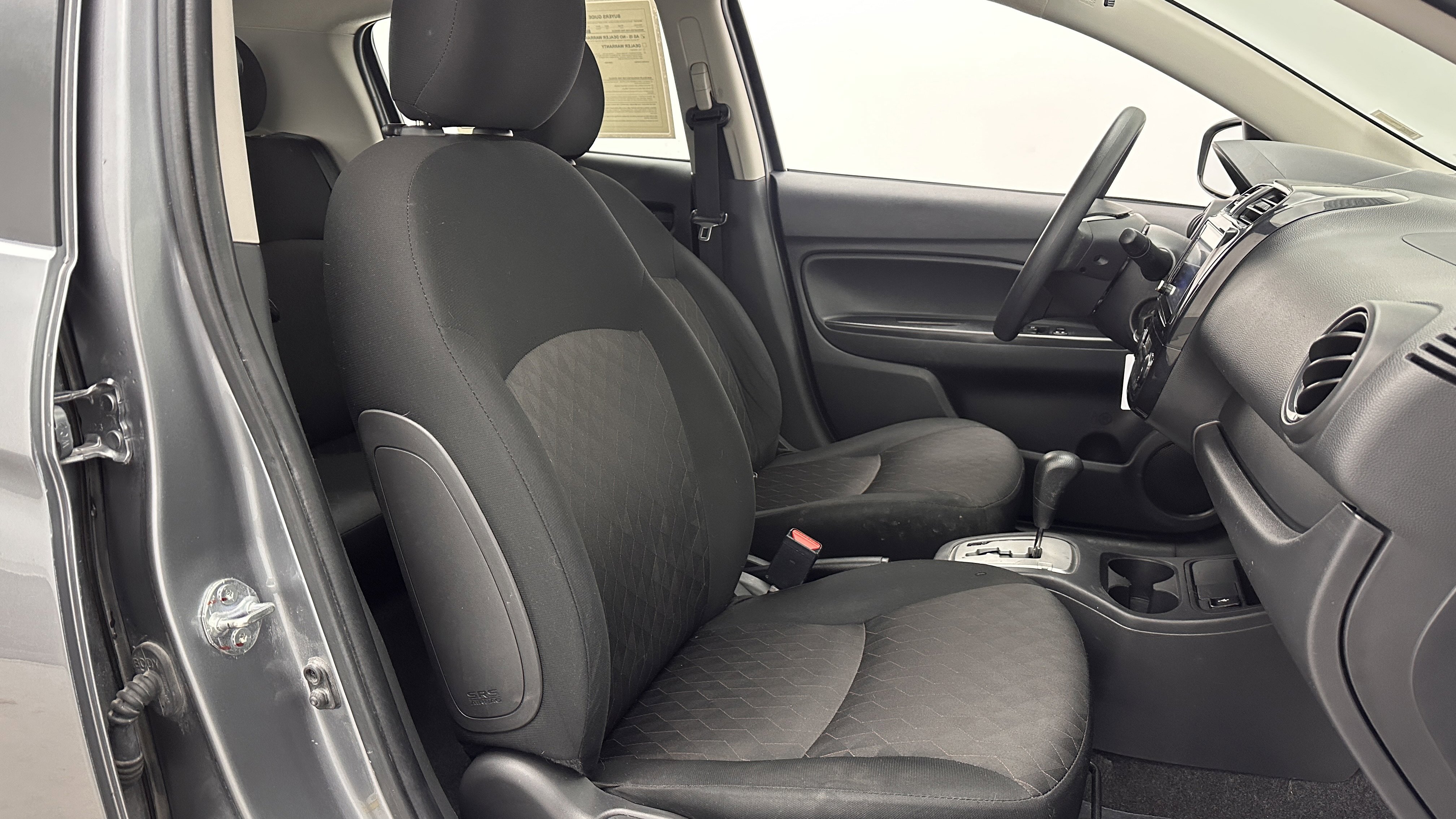 Used 2023 Mitsubishi Mirage ES image 32