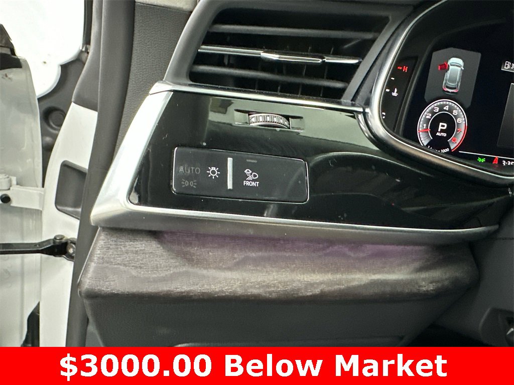 Used 2019 Audi Q8 Prestige image 35