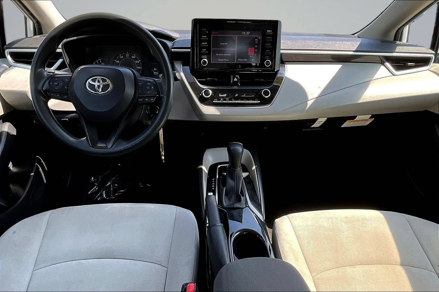 Used 2022 Toyota Corolla L FWD image 7