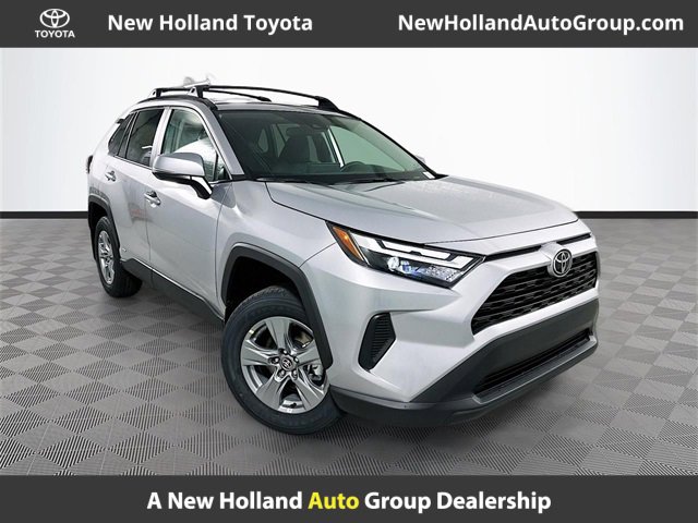 New 2025 Toyota RAV4 XLE video 1