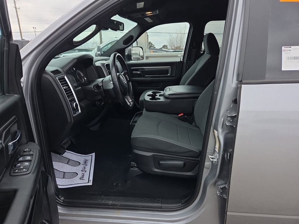 Used 2022 RAM 1500 Classic Warlock image 3