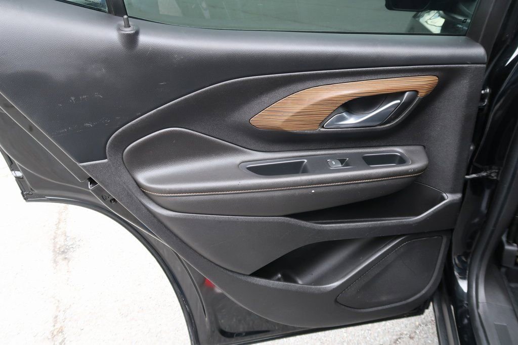 Certified 2020 GMC Terrain SLE w/ Driver Convenience Package image 33