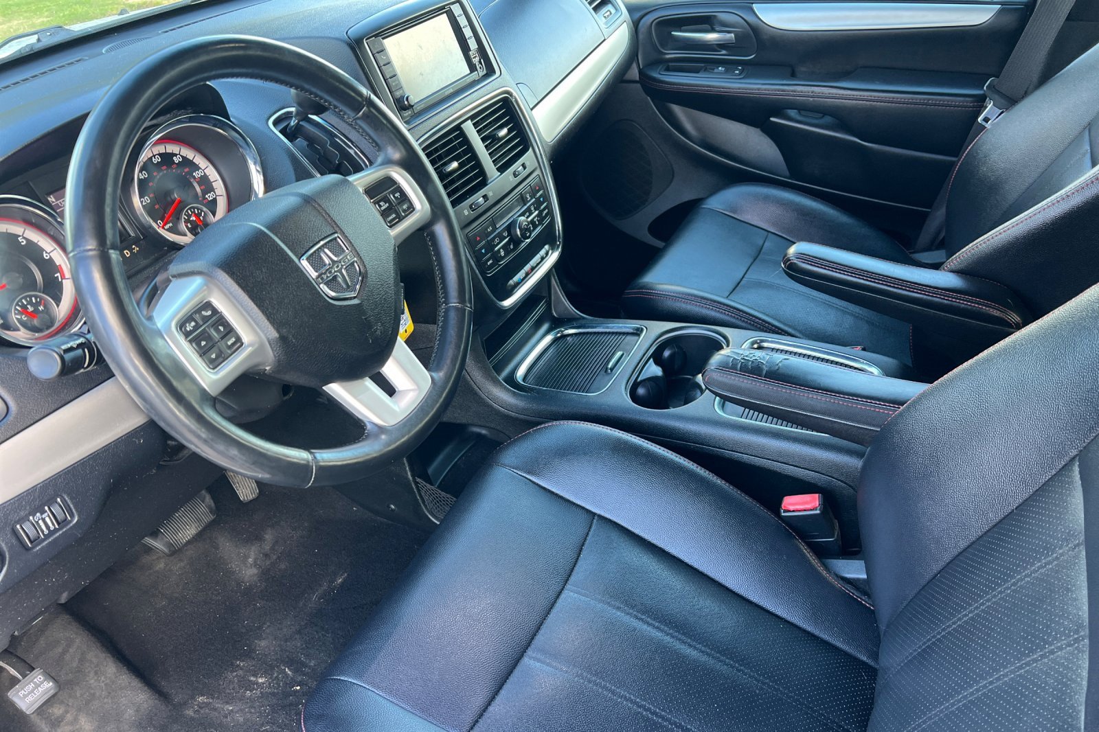 Used 2017 Dodge Grand Caravan GT image 7